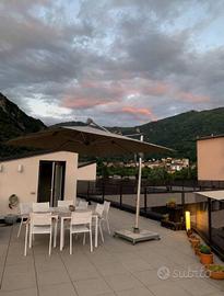Attico / Mansarda di 130 m² con 3 locali e posto a