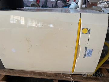 Caldaia a condensazione, accumulatore e filtro