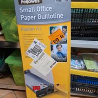 macchina tagliacarte da ufficio