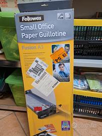 macchina tagliacarte da ufficio