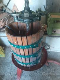 attrezzatura per fare vino