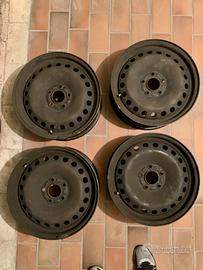 Cerchi in ferro da 16 passo 5x108 ford