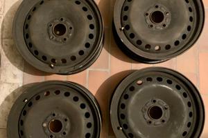 Cerchi in ferro da 16 passo 5x108 ford