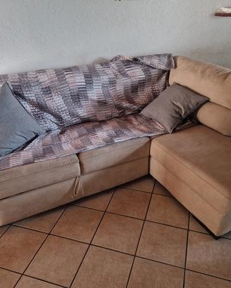 divano letto  con penisola