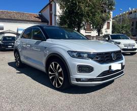 VOLKSWAGEN T-Roc 1.6 TDI SCR Style R-LINE