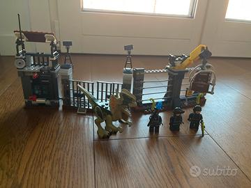 Jurassic world fuga del dilophosauro