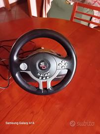 VOLANTE CON PEDALIERA 