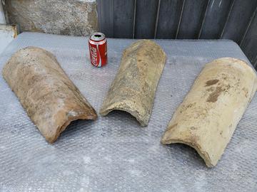 Tre antiche tegole terracotta civiltà contadina