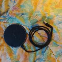 Caricabatteria universale per telefoni