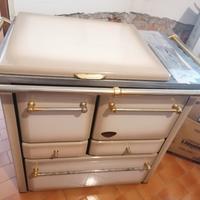 stufa a legna Lincar con forno