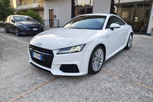AUDI TT Coupé 2.0 TDI ultra S line