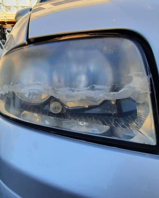 AUDI A2 2003 - FARI ANTERIORI DESTRO E SINISTRO