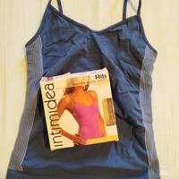 Canotta blu con spalla stretta 