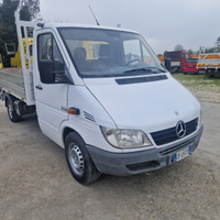 Mercedes Sprinter con ribaltabile