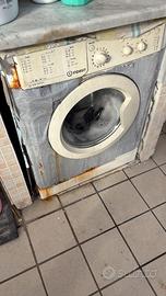 Lavatrice funzionante