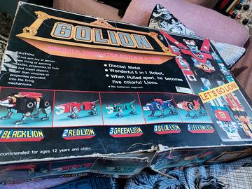 Voltron, Golion