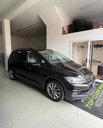 Volkswagen Touran 2.0 TDI 150 CV SCR DSG Comfortli