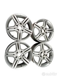NISSAN Qashqai 2° Serie (10>13) 4 CERCHI IN LEGA