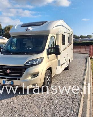 Bürstner Lyseo TD 684G Letto basculante anteriore
