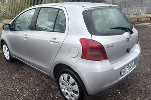 TOYOTA YARIS 1.0 69CV