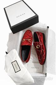 mocassini Gucci Jordaan Horsebit velluto rosso 35