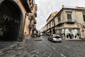 3 LOCALI A GIUGLIANO IN CAMPANIA