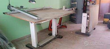 Arredo e tavoli tecnici studio architetto vintage