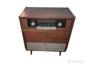 Giradischi Vintage Con Mobile - Radio In Legno