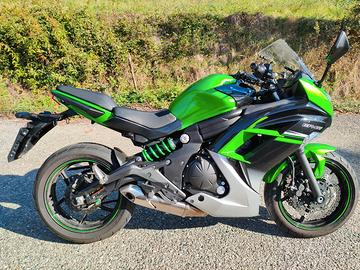 Kawasaki ER-6F 650 ABS KRT – 2015 – 18.500 km