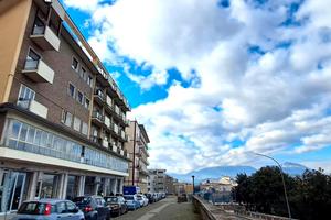 Via capilongo comodo appartamento