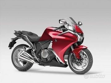 Ricambi motore Honda VFR 1200 F DCT 2010 2016