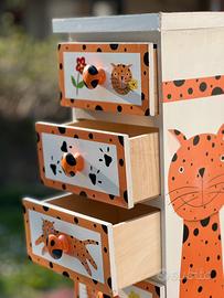 Cassettiera di legno porta oggetti