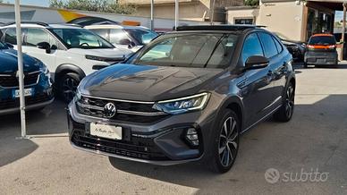 Volkswagen Taigo 1.0 TSI 110 CV R-Line (tettuccio 