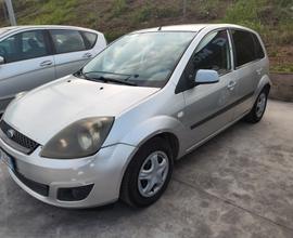 Ford Fiesta 1.4 TDCi 5p. Titanium