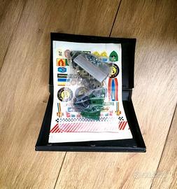 Moto in Kit di montaggio per costruire una moto in