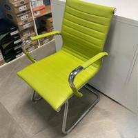 Poltrona a slitta Rem