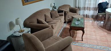  divano a letto 3 posti con 2 poltrone