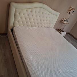 Letto matrimoniale
