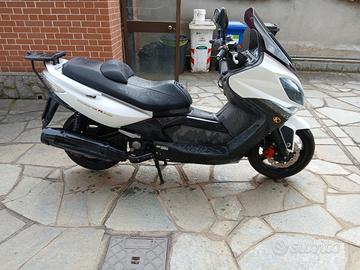 kimco xciting 300r 