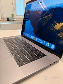 MacBook Pro 15″ (2018) - Touch Bar - 512 GB