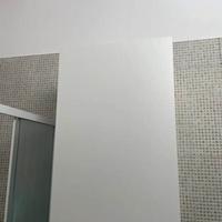 Mobile bianco da bagno