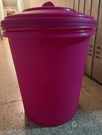Bidoni plastica dura con coperchio