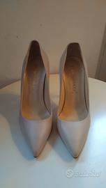 Scarpe nude con tacco a stiletto 