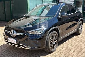 MERCEDES GLA 180 d Automatic Sport