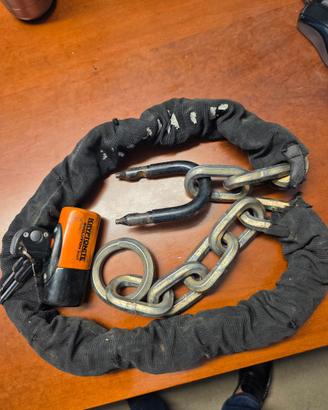Catena Kryptonite antifurto con lucchetto
