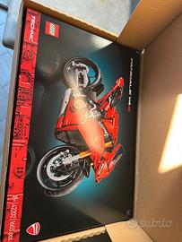 LEGO 42202 - Ducati Panigale -