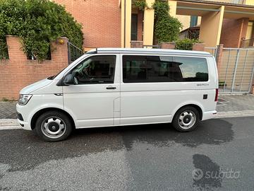 VW California Beach 7 posti 4x4 DSG