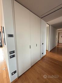 armadio a muro a 3 ante