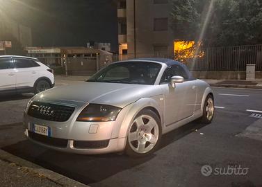 audi tt cabrio 1.8 T 180 cv