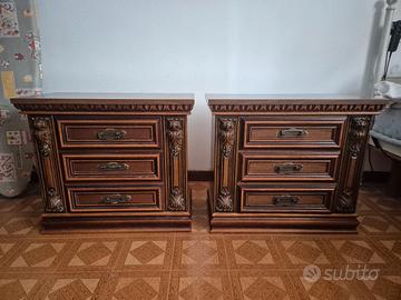 coppia di comodini in legno vintage retrò